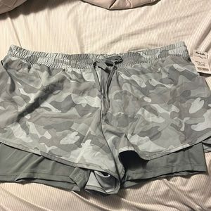 Grey and white camo athletic shirts with liner